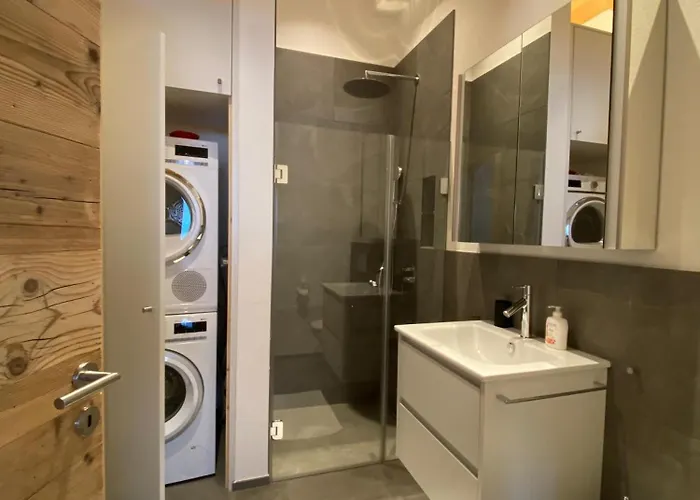 Chesa Forma 8 By * Arosa